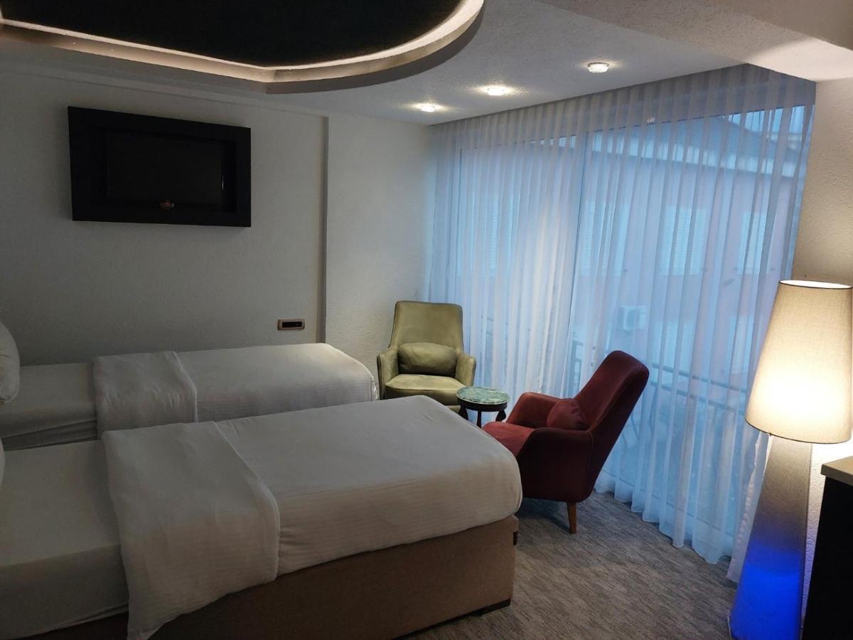 פודגוריצה Hotel Ideal מראה חיצוני תמונה
