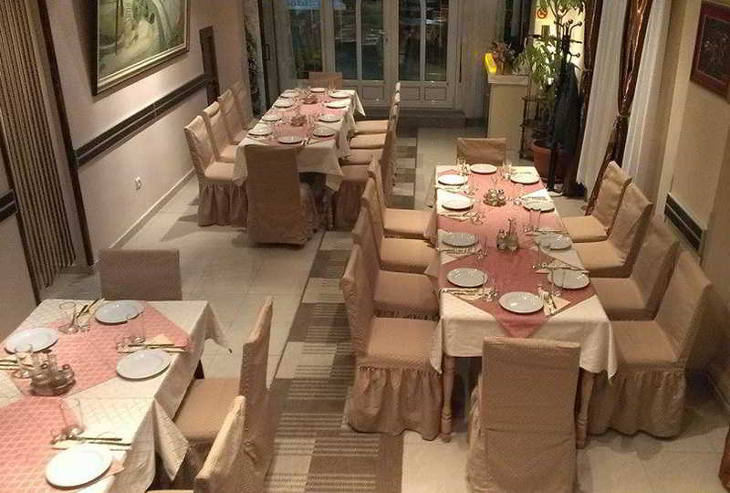 פודגוריצה Hotel Ideal מראה חיצוני תמונה